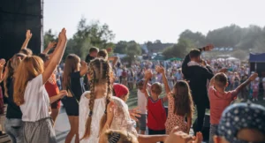 Read more about the article Tiéd a fesztivál: Egy duna-kanyari esemény emlékére